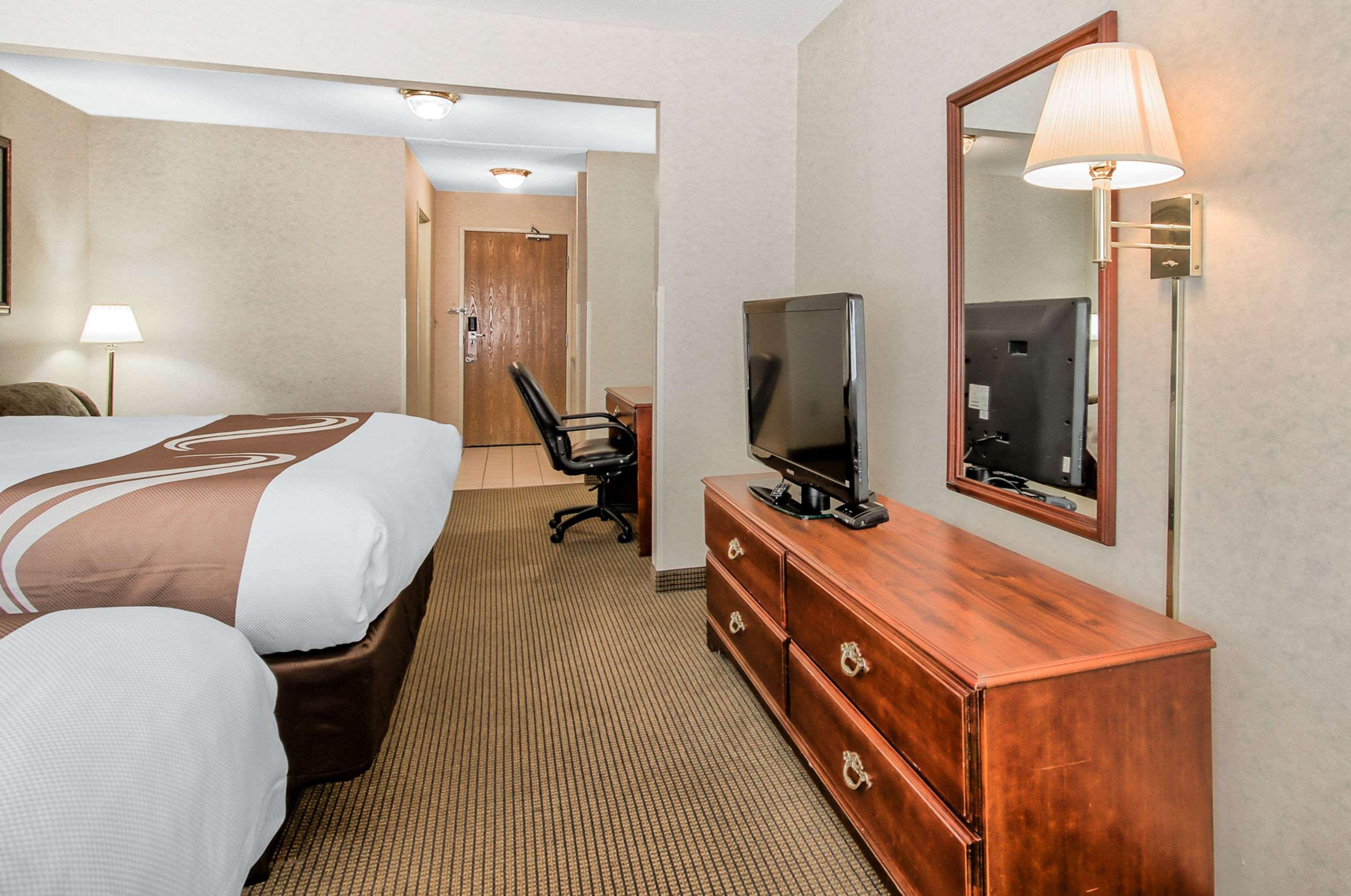 Comfort Inn & Suites Emporia Extérieur photo