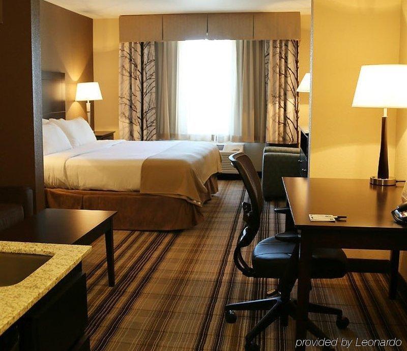 Comfort Inn & Suites Emporia Extérieur photo