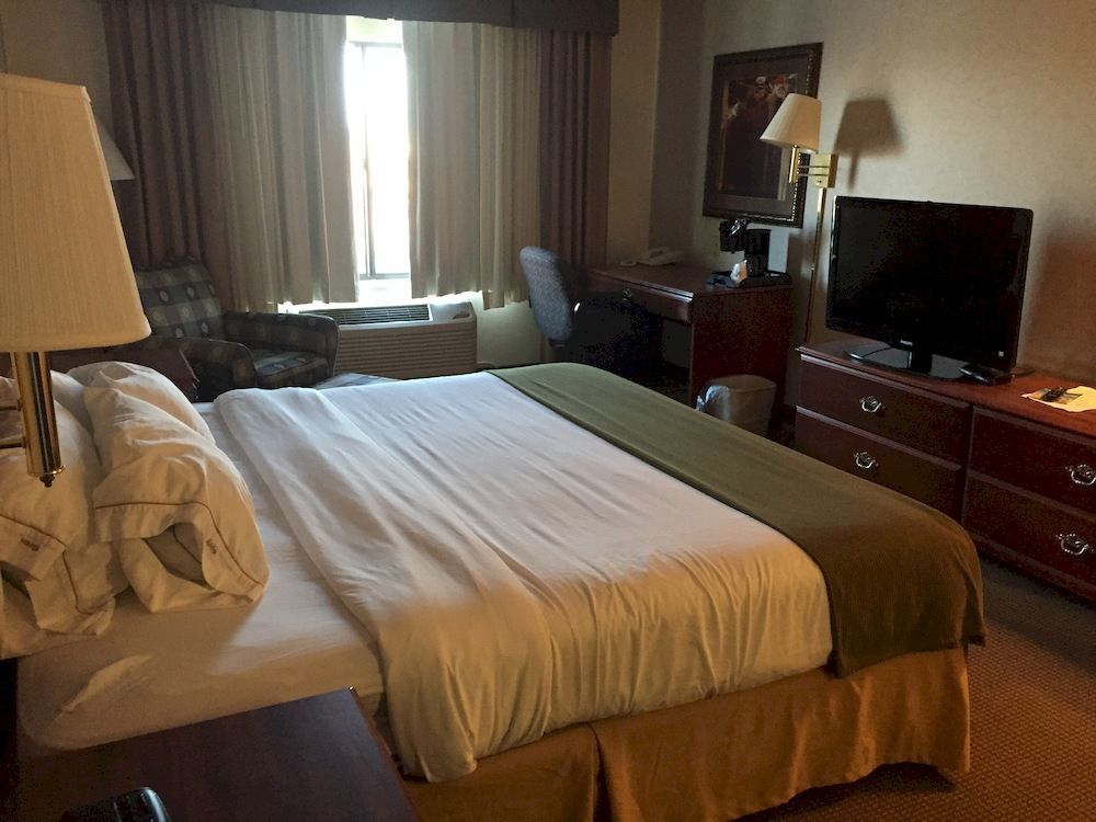 Comfort Inn & Suites Emporia Extérieur photo